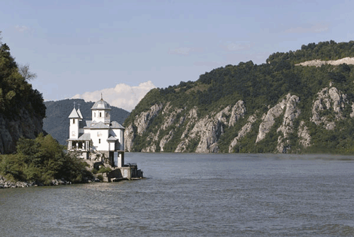 Le porte di ferro sul fiume Danubio